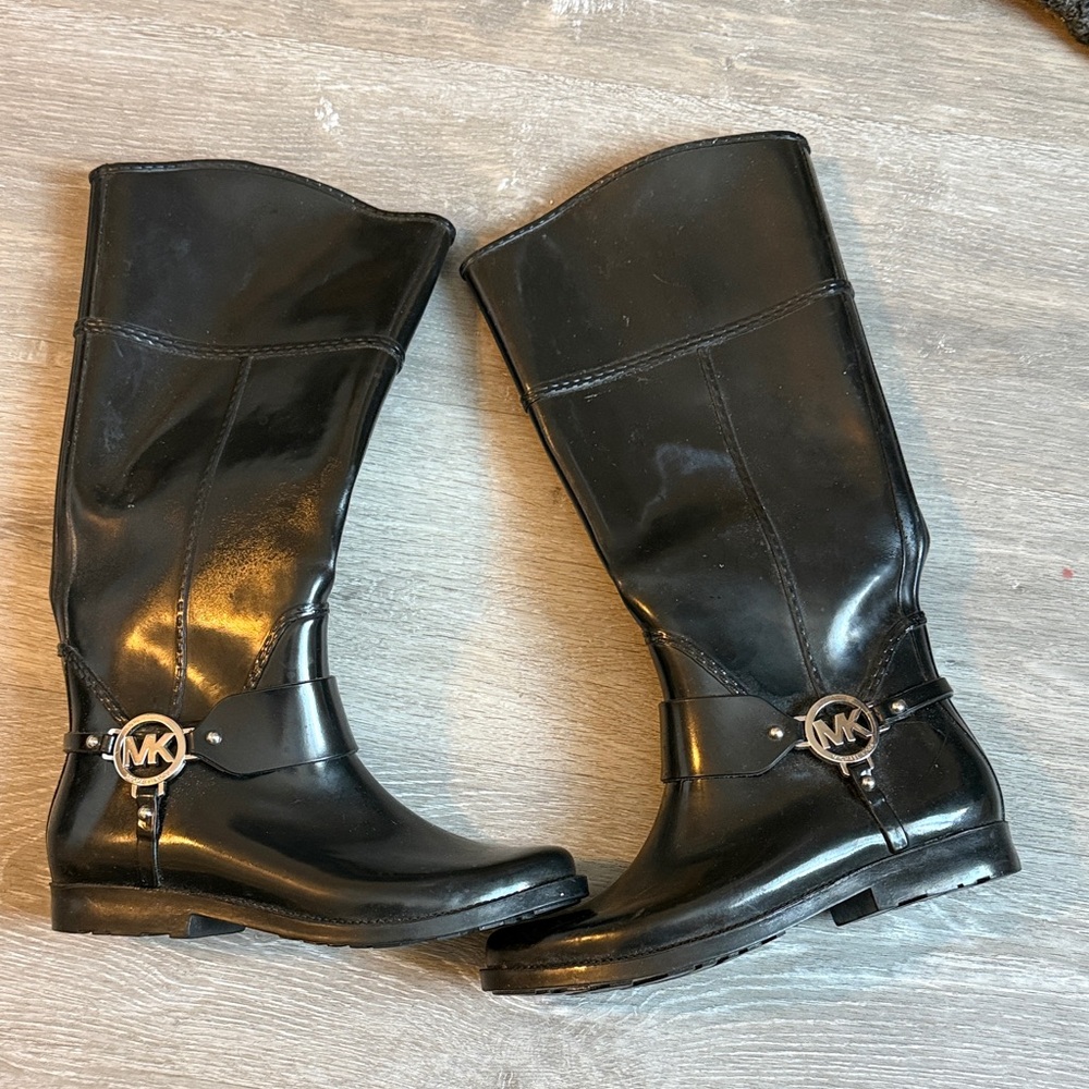 Black Logo Embossed Boots